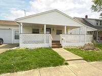 Building Photo - 1216 N Cherry St