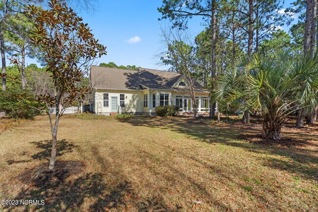 Building Photo - 3929 Harmony Cir