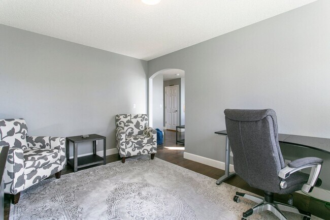 Building Photo - 15510 Jessie Dr