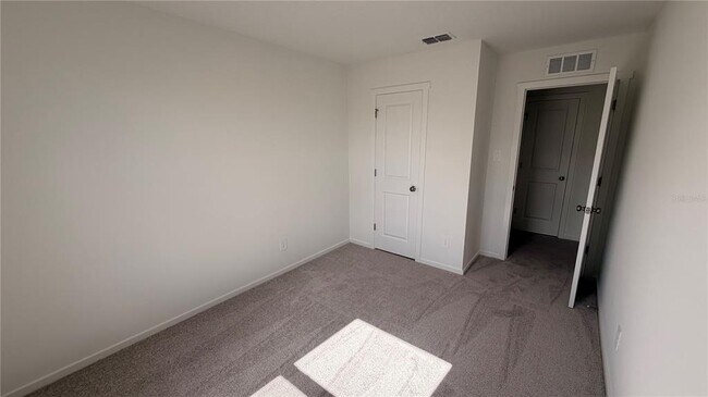 Building Photo - 806 Lynx St