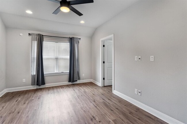 Building Photo - 457 Red Matador Ln