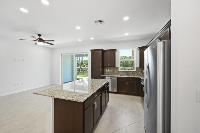 Building Photo - 4332 Brookgreen Sq