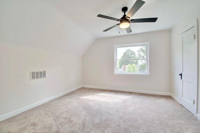 Building Photo - 797 Highland Ave