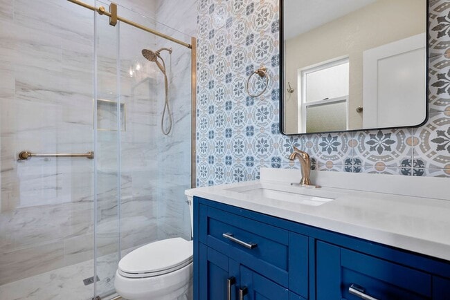 Building Photo - Coming Soon! Luxury 2 bedroom 2 bath with ...