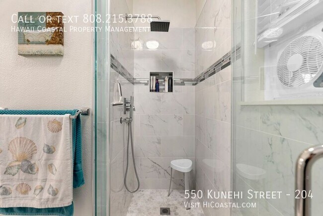 Building Photo - 550 Kunehi St