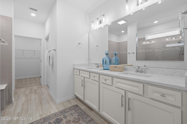 Building Photo - 282 Timber Lgt Trl