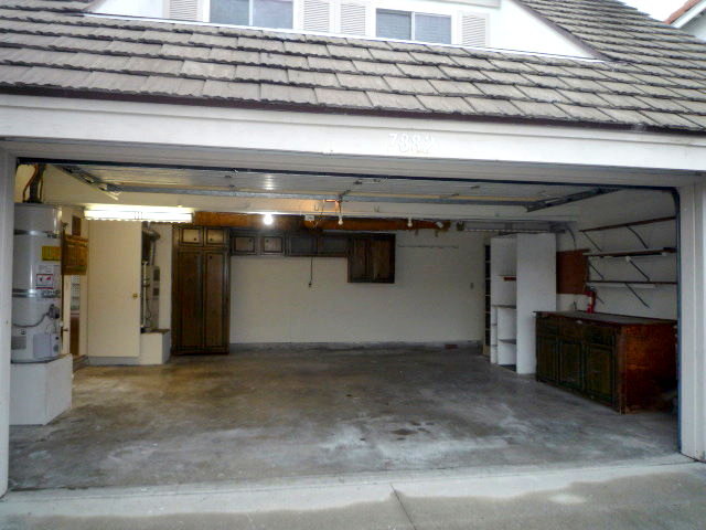 Building Photo - 7882 Comstock Cir