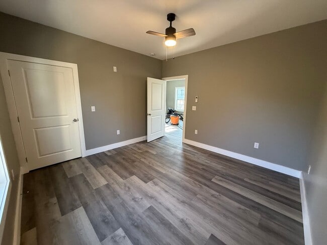 Building Photo - Brand New 1 Bedroom House in Benton