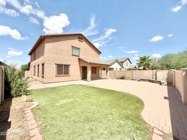 Building Photo - 4559 S Antonio