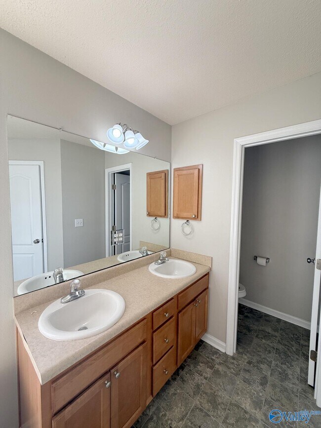 Building Photo - 117 Haven Ridge Rd