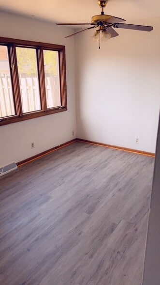 Building Photo - 4534 Apple Orchard Ln