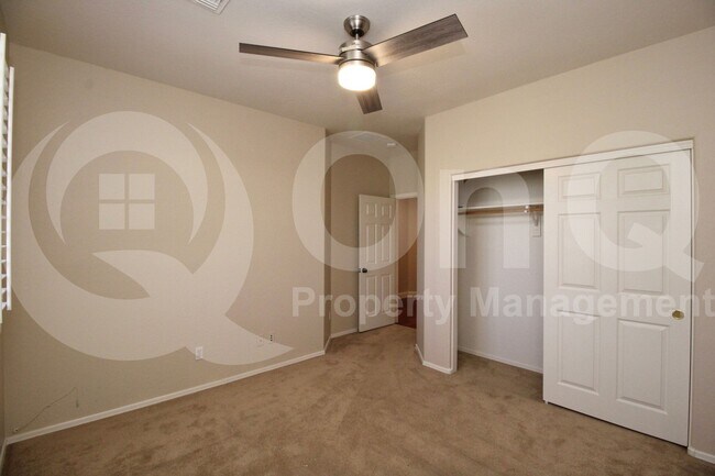 Building Photo - 17008 S 27th Ln