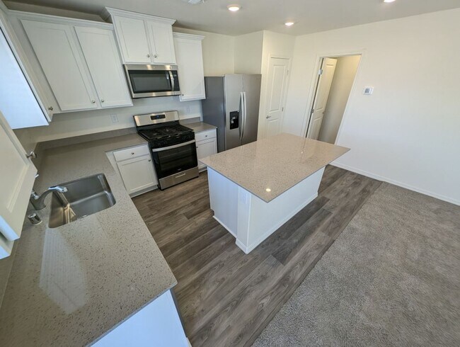Building Photo - 4935 Toad Lily St