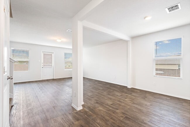 Building Photo - 2526 Wentwood Run