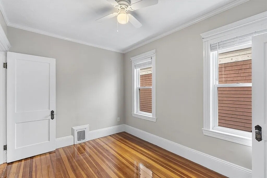 Building Photo - 95 Auckland St