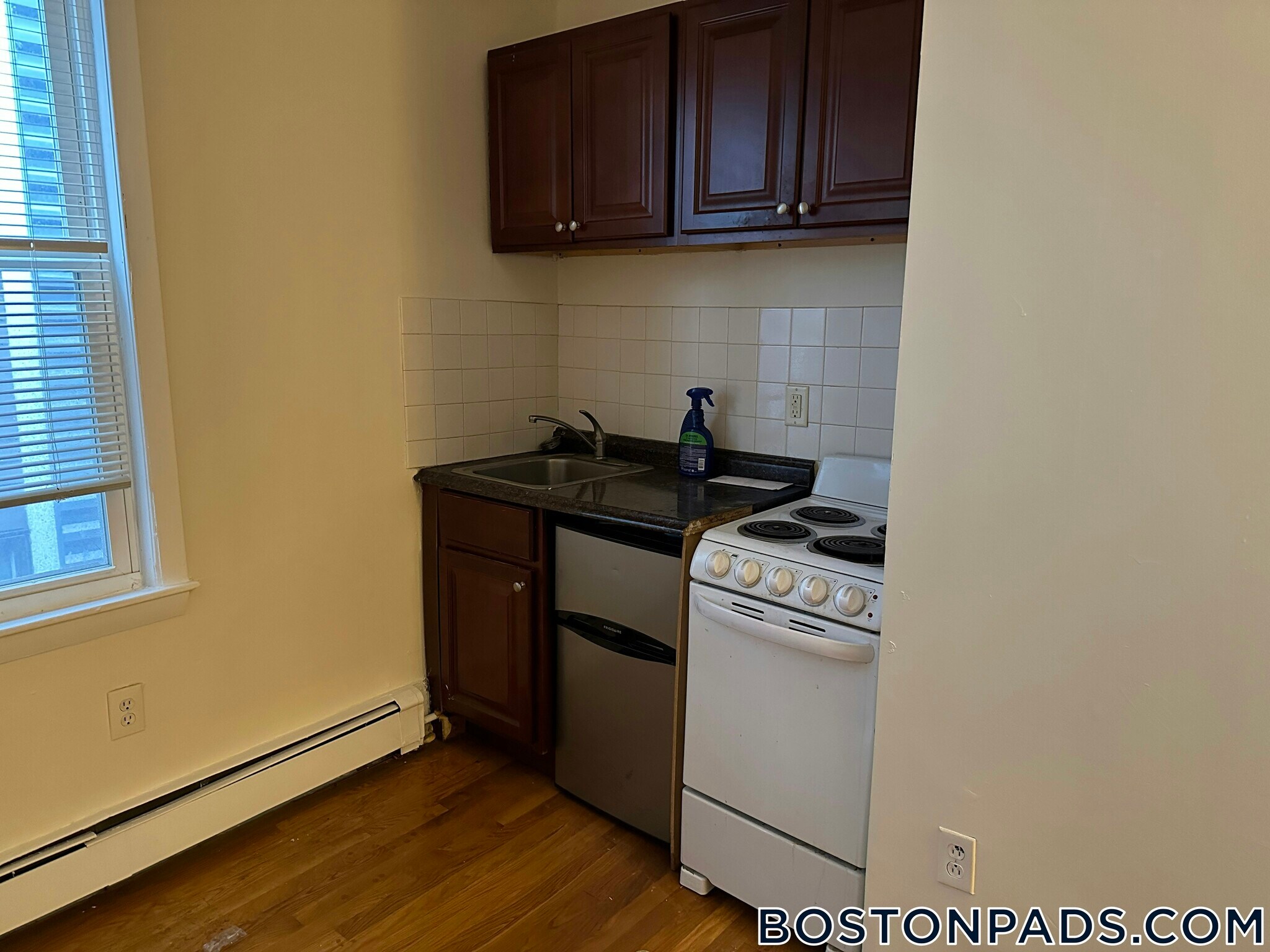 Building Photo - 49 S Huntington Ave
