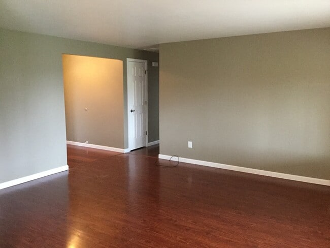 Building Photo - Cute Home in Great Southwest Neighborhood!