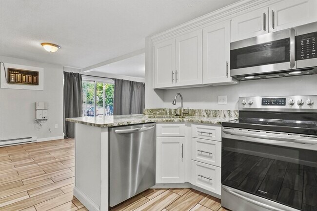 Building Photo - 260 Tremont St