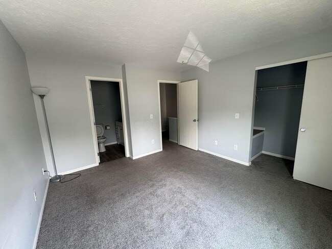 Building Photo - 5173 Aquila Dr