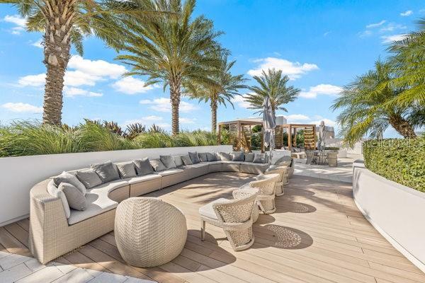 Building Photo - 5120 Marina Wy