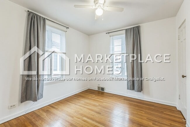 Building Photo - 706 Broadview Ave