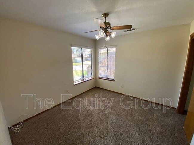 Building Photo - 1348 E Ferguson Ct