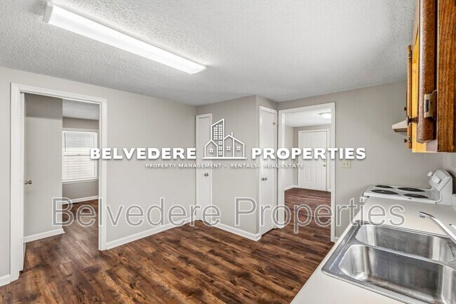 Building Photo - 110 S Raleigh St