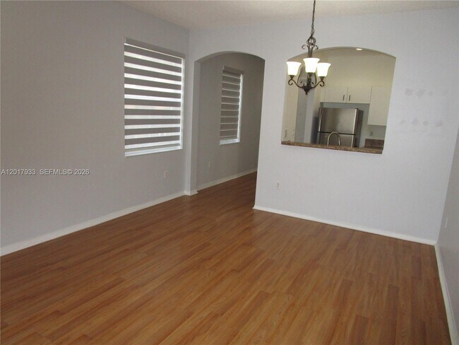 Building Photo - 2261 NE 42nd Cir