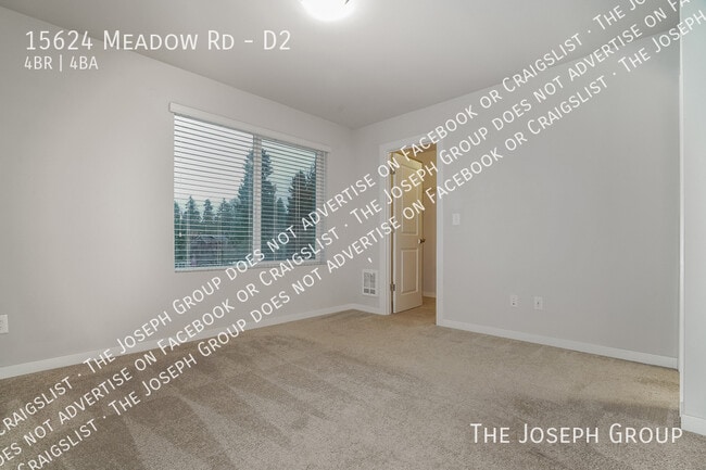 Building Photo - 15624 Meadow Rd