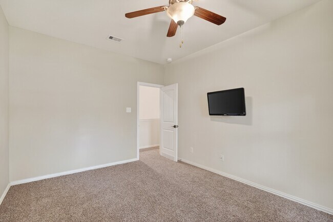 Building Photo - 79 W Jagged Ridge Cir