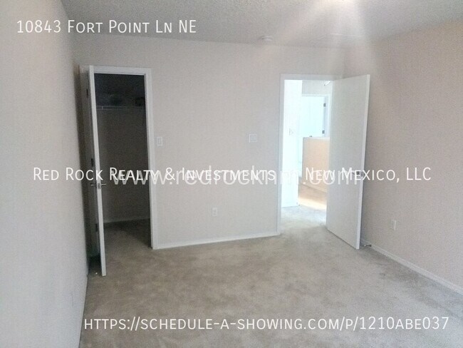 Building Photo - 10843 Fort Point Ln NE