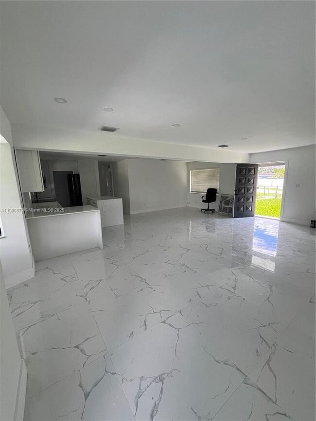 Building Photo - 11755 SW 37th St