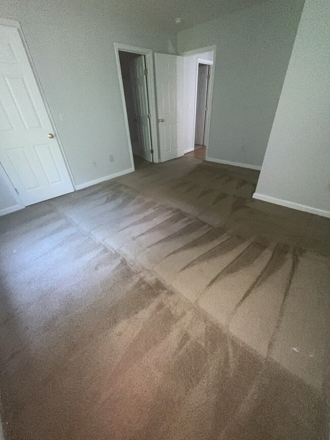 Building Photo - 207 Graycliff Ct