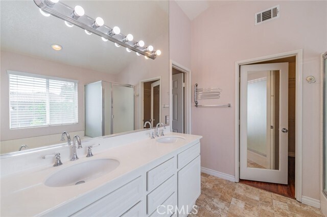 Building Photo - 14136 Visions Dr