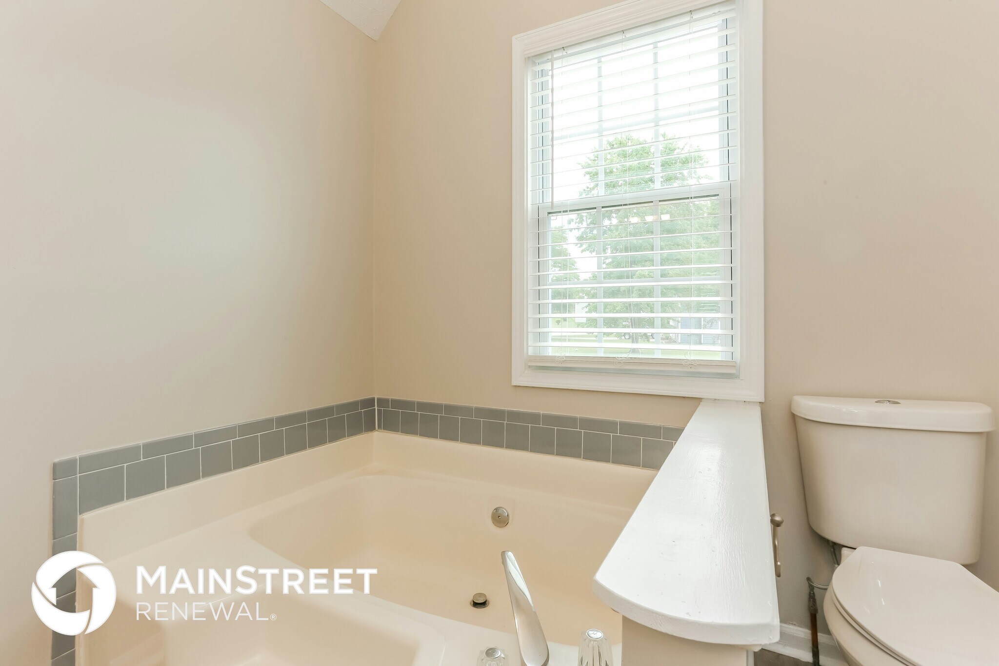 Building Photo - 45 Christopher Pl