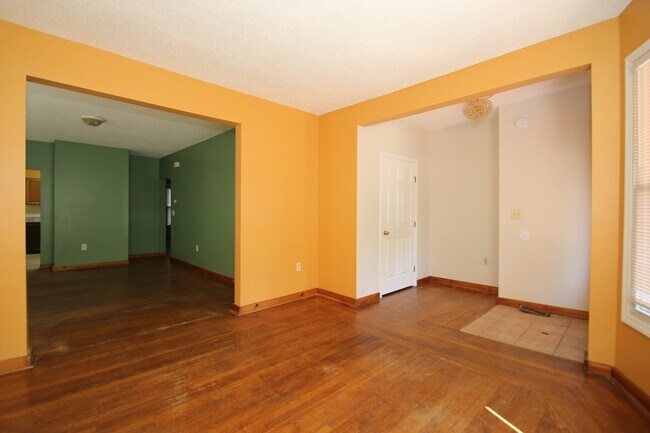 Building Photo - 324 Winthrop Ave