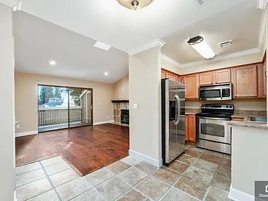 Building Photo - 298 Eastridge Dr
