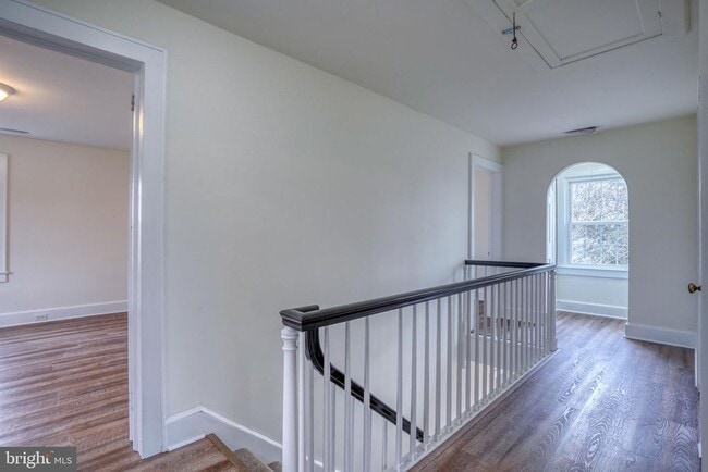 Building Photo - 1031 S Dupont Blvd