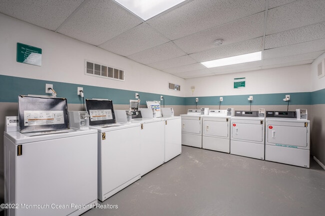 Building Photo - 199 West End Ave