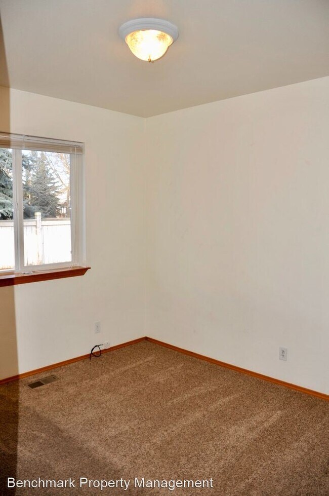 Building Photo - 3 br, 2 bath House - 5769 N. LaChaise Lane