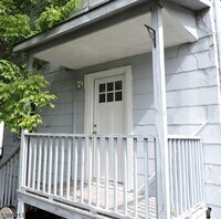 Building Photo - 167 South St