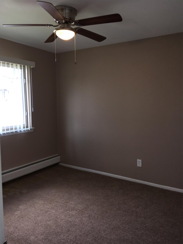 Building Photo - 10000 W Nine Mile Rd