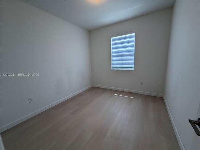 Building Photo - 2889 25rd