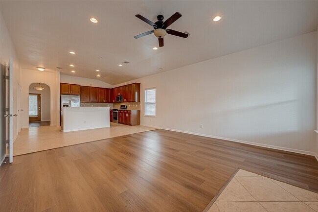 Building Photo - 502 Stream Mill Ln
