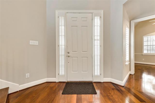 Building Photo - 5650 Travis Dr