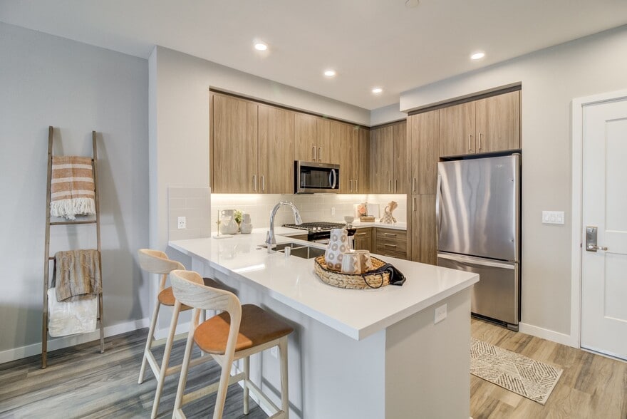 Primary Photo - Vida at Morgan Hill