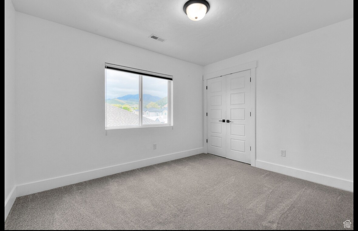 Building Photo - 711 W 660 S