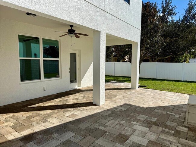 Building Photo - 6060 Roseate Spoonbill Dr