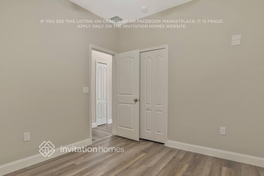 Building Photo - 7945 Riffle Ln