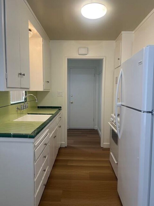 Building Photo - 5201-5203 11th Avenue